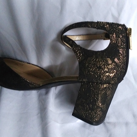 Black & Gold Floral Double Ankle Strap Block Heels - Picture 7 of 8